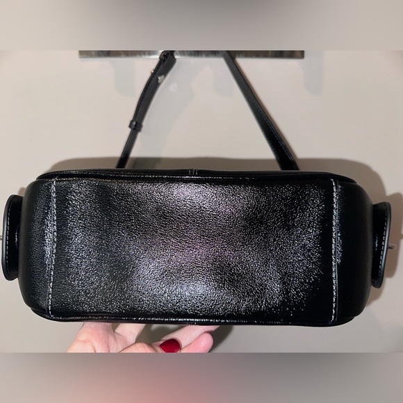 ✨Marc Jacobs Signet Turnlock Leather Shoulder Bag – NWOT Pristine ✨ Retail: $458 - Picture 12 of 15